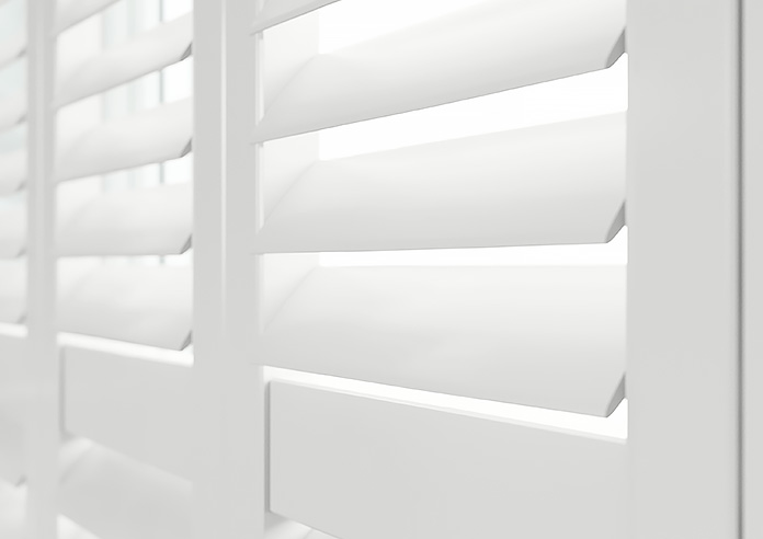 Bromley, Pure White - Tier on Tier Plantation Shutter - Image 4